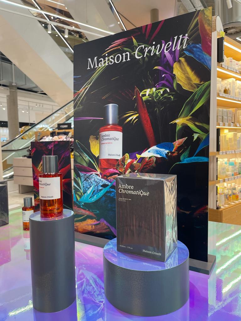 PLV Maison Crivelli en point de vente, présentoir parfum